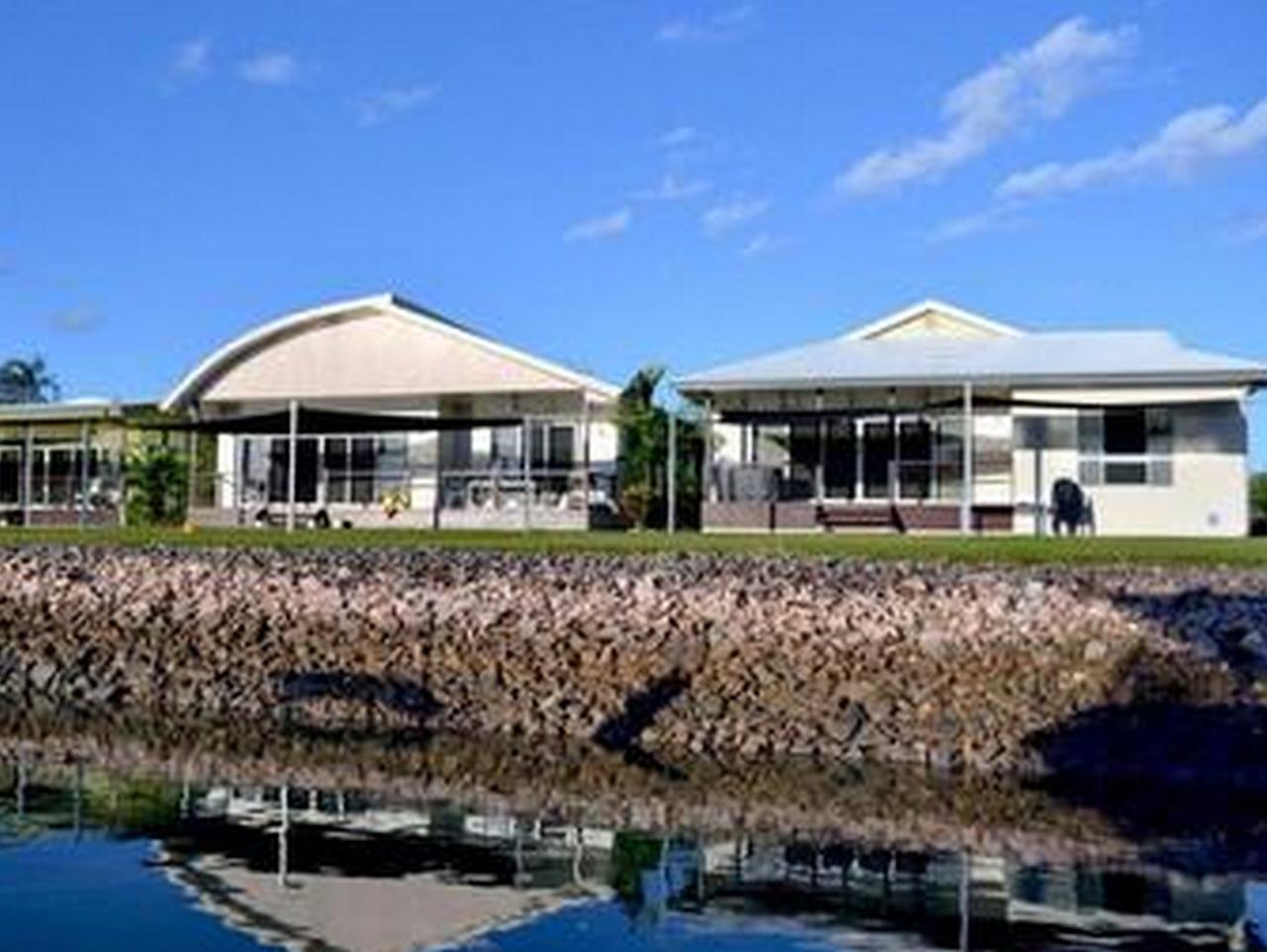Hinchinbrook Marine Cove Resort Lucinda Exterior photo