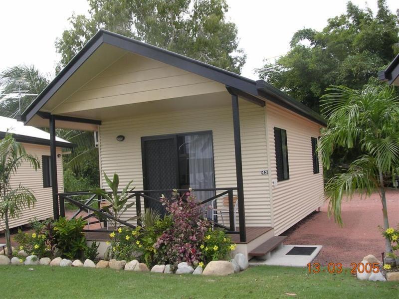 Hinchinbrook Marine Cove Resort Lucinda Exterior photo