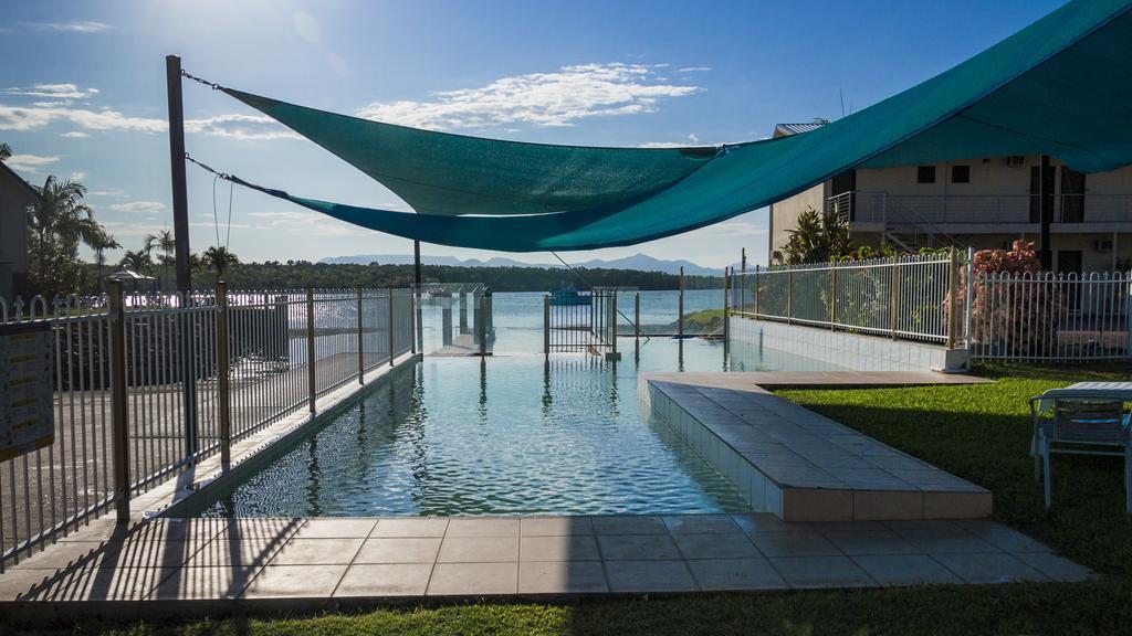 Hinchinbrook Marine Cove Resort Lucinda Exterior photo