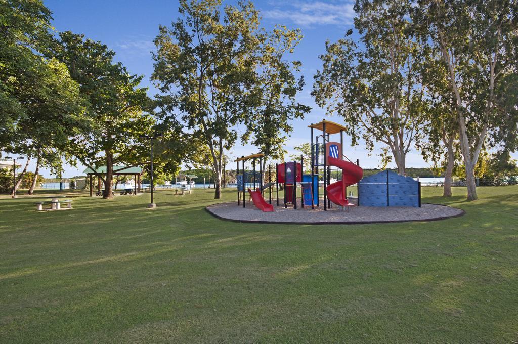 Hinchinbrook Marine Cove Resort Lucinda Exterior photo