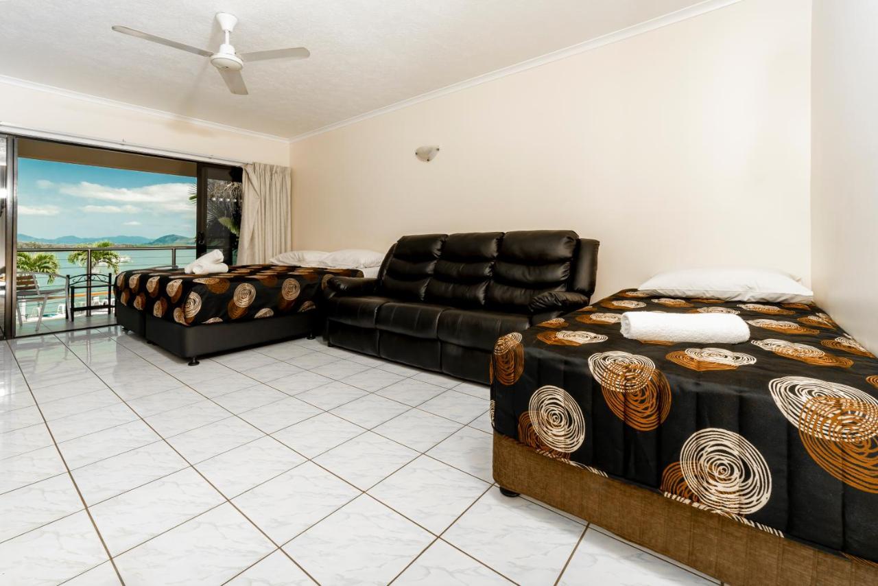 Hinchinbrook Marine Cove Resort Lucinda Exterior photo