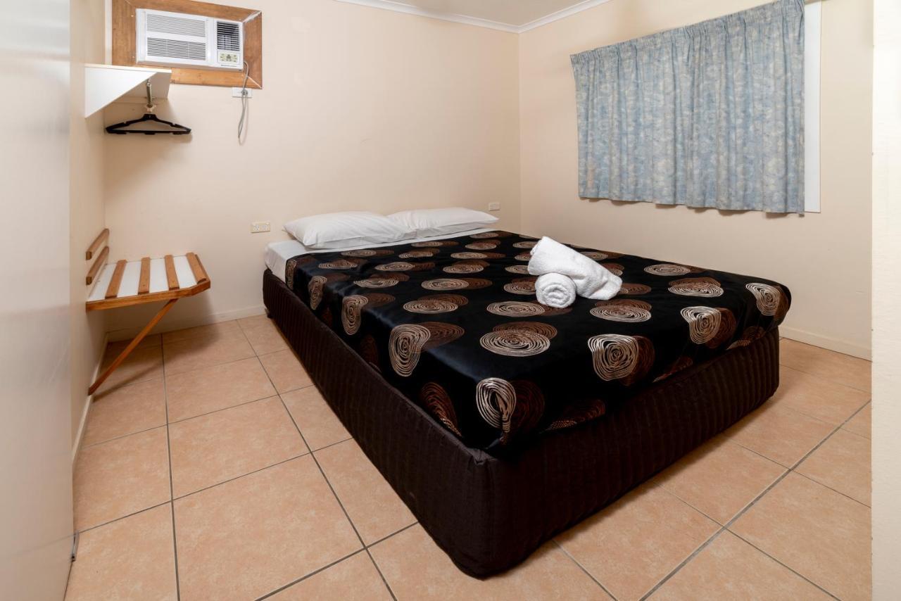 Hinchinbrook Marine Cove Resort Lucinda Exterior photo