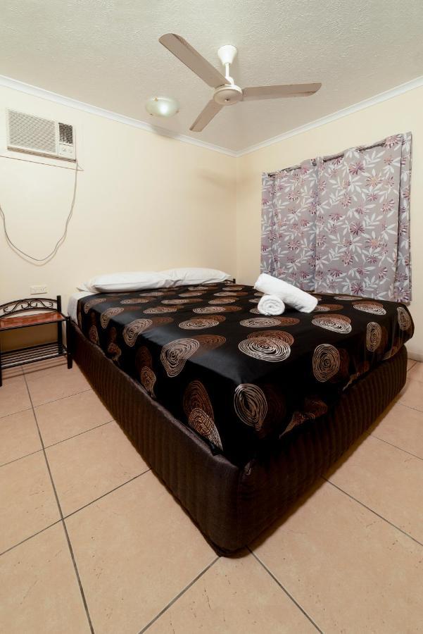 Hinchinbrook Marine Cove Resort Lucinda Exterior photo